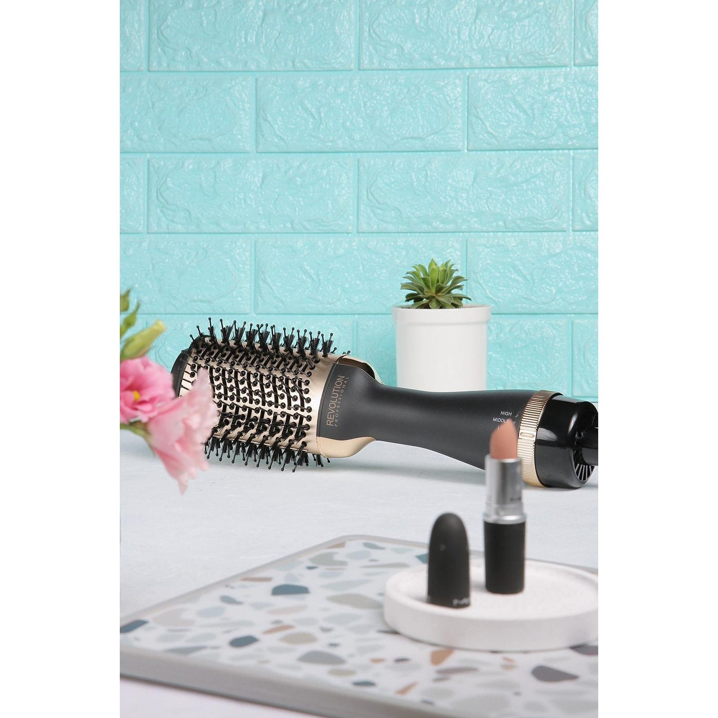 Revolution Premium Hot Air Brush